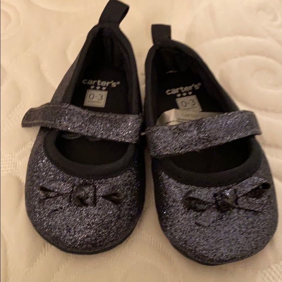 Carters infant sparkly shoe - Picture 7 of 7